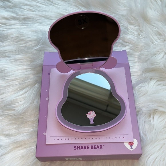 🆕 Care Bears LED Compact Mirror “Beary Cute” Purple 3X Magnified Rechargeable - Picture 5 of 5